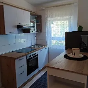  Apartment Mirijana Kroatien